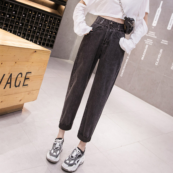 Νέο μοντέλο γυναικεία τζιν  με ψηλή μέση και τσέπες σε μπλε και μαύρο χρώμα