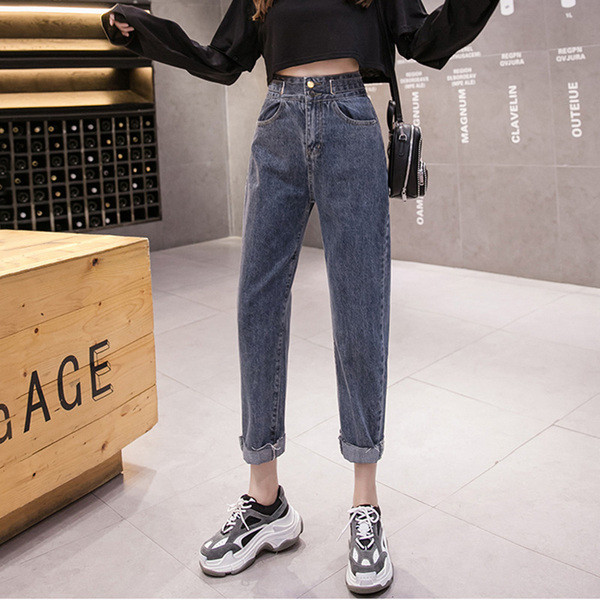 Νέο μοντέλο γυναικεία τζιν  με ψηλή μέση και τσέπες σε μπλε και μαύρο χρώμα