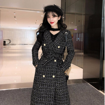 Дълго елегантно карирано палто с колан и копчета