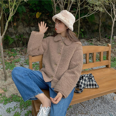 Rövid tavaszi-őszi kabát, két színben