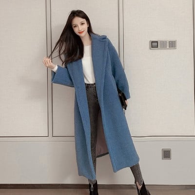 Palton lung și gros în roz, albastru și bej