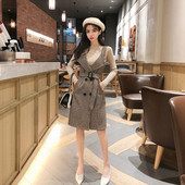 Set de bluză de damă cu guler polo și rochie în carouri