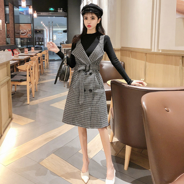 Set de bluză de damă cu guler polo și rochie în carouri