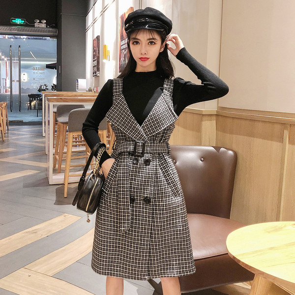 Set de bluză de damă cu guler polo și rochie în carouri