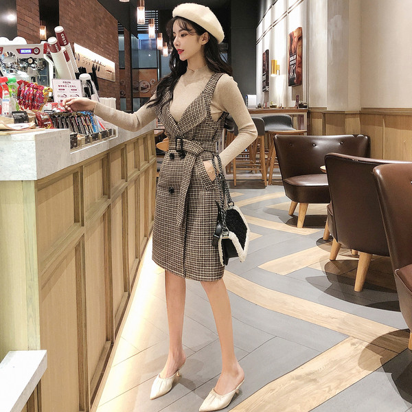 Set de bluză de damă cu guler polo și rochie în carouri