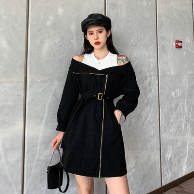 Modern női ruha csupasz vállval, két színben