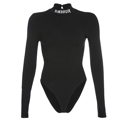 Дамско ежедневно боди в черен цвят с гол гръб и надпис