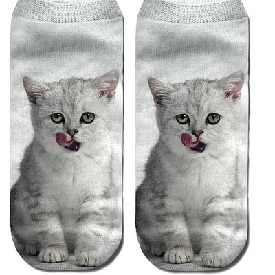 Γυναικείες κοντές κάλτσες με εφαρμογή σε διάφορα μοντέλα