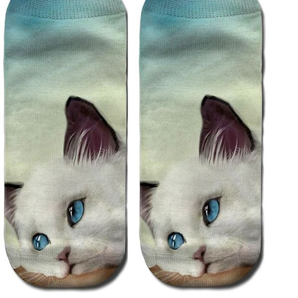 Γυναικείες κοντές κάλτσες με εφαρμογή σε διάφορα μοντέλα