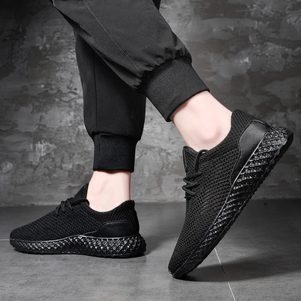 Tenisi casual barbatesti cu talpa plate in negru, alb si rosu