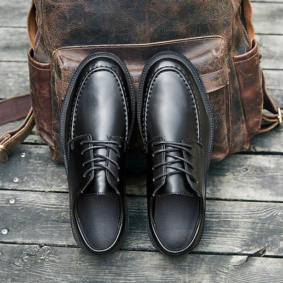 Pantofi barbatesti eleganti din piele ecologica cu sireturi cu talpa neagra si bej