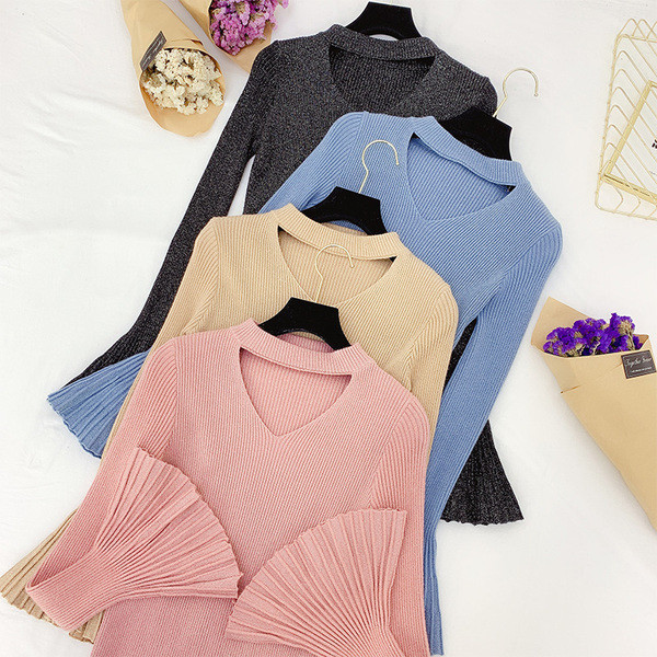 Pulover de damă modern cu decolteu în V și mânecă lotus în patru culori