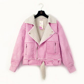 Modern női kabát puha béléssel és övvel rózsaszín és barna színben