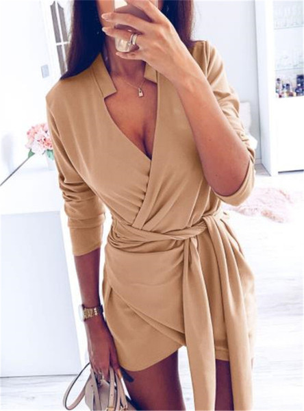 Rochie moderna de dama cu maneci 3/4 si decolteu adanc in bej si roz