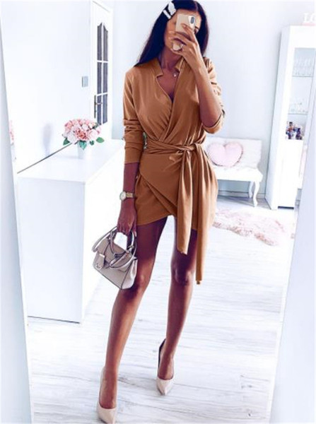 Rochie moderna de dama cu maneci 3/4 si decolteu adanc in bej si roz