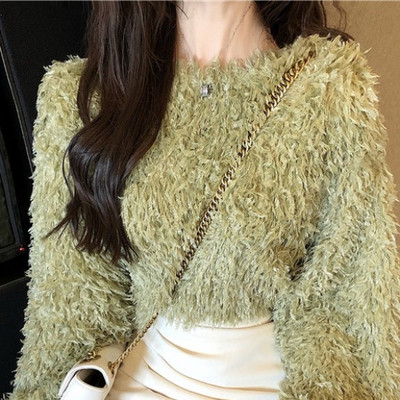 Γυναικεία μπλούζα με κρόσσια και οβάλ λαιμόκοψη σε δύο χρώματα