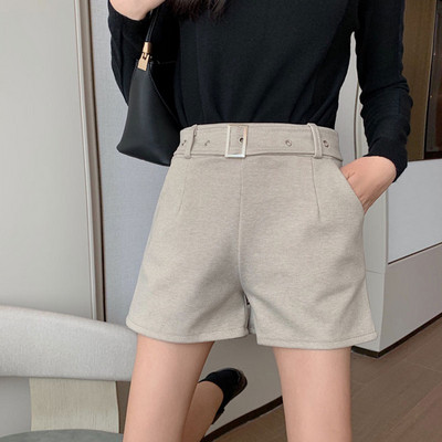 Модерни дамски къси панталони с висока талия и колан в три цвята