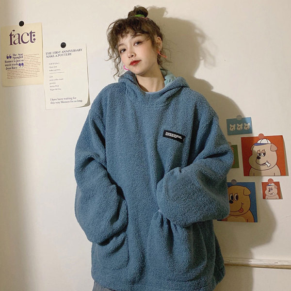 Γυναικείο  χνουδωτό φούτερ με τσέπες και κουκούλα σε δύο χρώματα