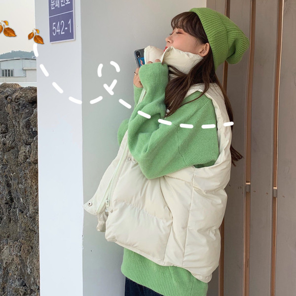 Vesta de actualitate dama cu guler inalt in doua culori