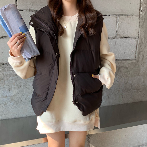 Vesta de actualitate dama cu guler inalt in doua culori