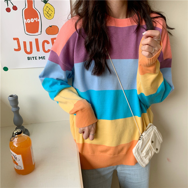 Bluză casual de damă multicoloră cu decolteu oval