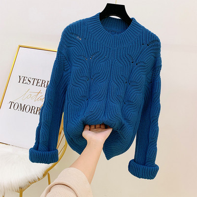 Μοντέρνο γυναικείο πουλόβερ με στρόγγυλη λαιμόκοψη σε τέσσερα χρώματα