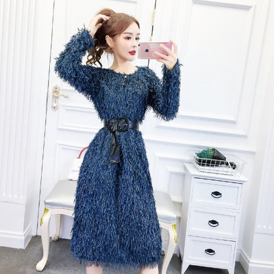 Μακρύ μοντέρνο φόρεμα με κορδόνια και κρόσσια σε δύο χρώματα