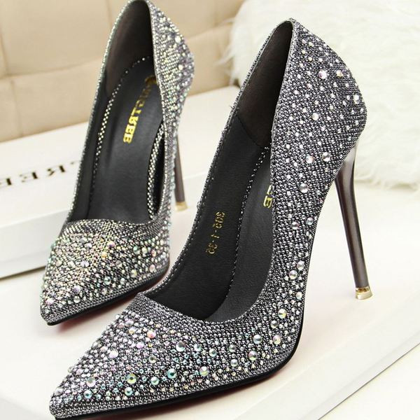 Elegáns női magassarkú cipő és köves hat színben