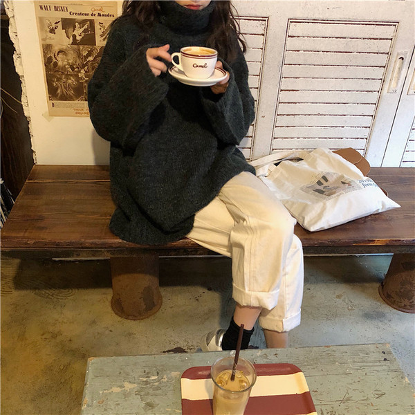 Γυναικείο μοντέρνο πουλόβερ με υψηλό γιακά σε διάφορα χρώματα