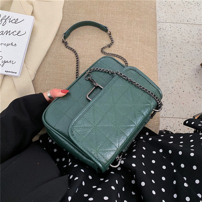 Öko bőrből készült női táska három színben lánccal