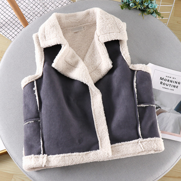 Vesta casual dama cu nasturi in diferite culori