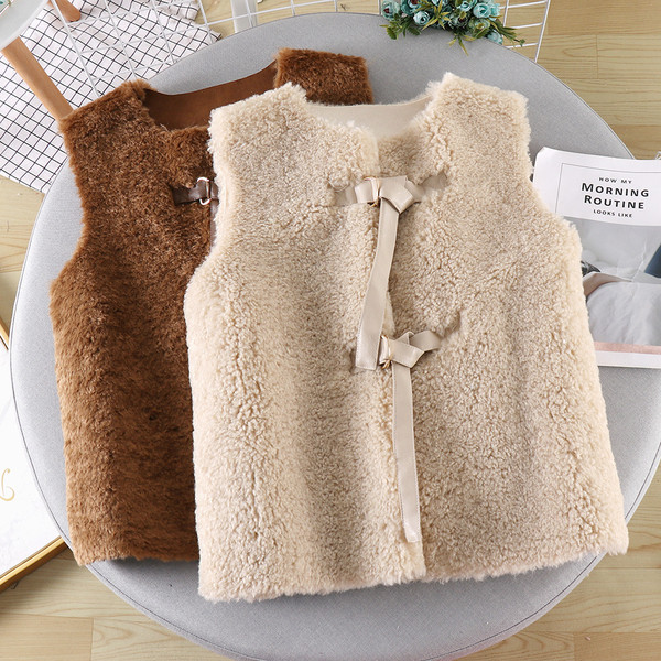 Vesta casual dama in trei culori cu cravate