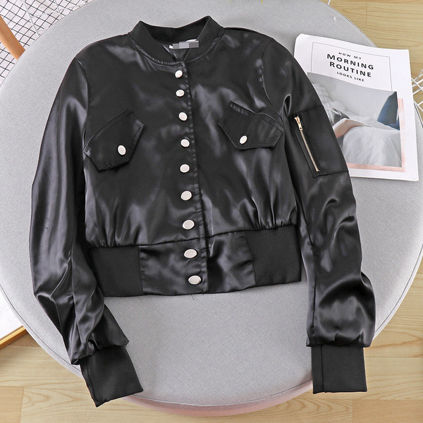 Női alkalmi kabát bézs, zöld és fekete gombokkal