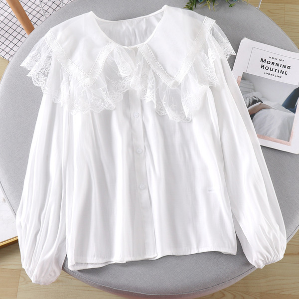 Modern női ing gallérral és csipkével fehér és fekete színben