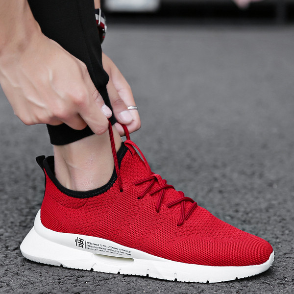 Alkalmi férfi tornacipő sima modell fekete, piros és szürke színben