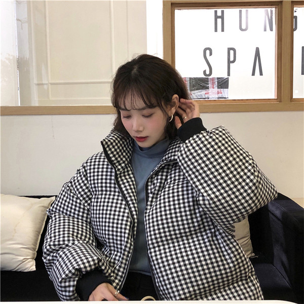 Jachetă de damă în carouri de ultimă oră, în două culori, cu guler înalt