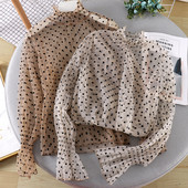 Cămașă modernă de damă cu buline în bej și alb