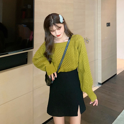 Modern női kötött blúz három színben, négyzet alakú nyakkivágással