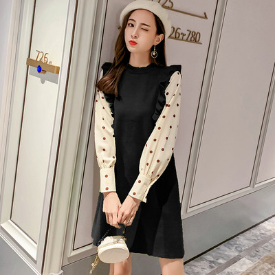 Μοντέρνο γυναικείο φόρεμα σε ίσια χρώματα σε τρία χρώματα με οβάλ ντεκολτέ