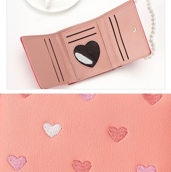 Geanta de dama cu broderie si inchizator metalic