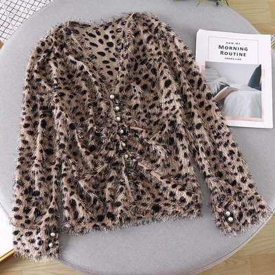 Κομψή γυναικεία ζακέτα με ζωικό τύπωμα και κουμπιά σε τρία χρώματα