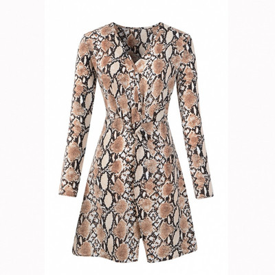 Μοντέρνο γυναικείο φόρεμα με ανοιχτό μανίκι με σε τρία χρώματα