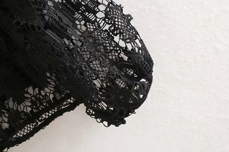 Bluză de damă modernă din dantelă de culoare neagră