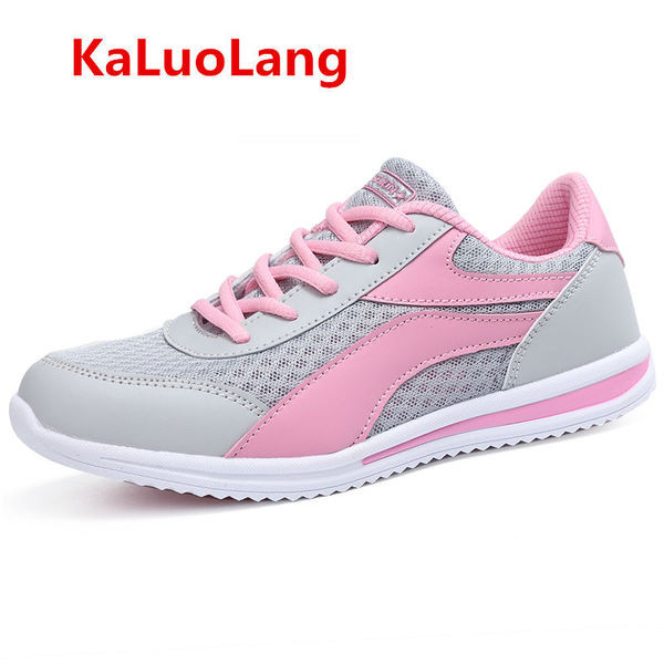 Γυναικεία αθλητικά παπούτσια casual  με κορδόνια σε ροζ, μαύρο και μπλε χρώμα