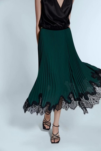 Fusta lunga plisata cu dantela de culoare verde