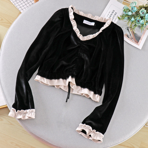 Lezser női blúz nyakkendővel és spitz nyakkivágással, két színben