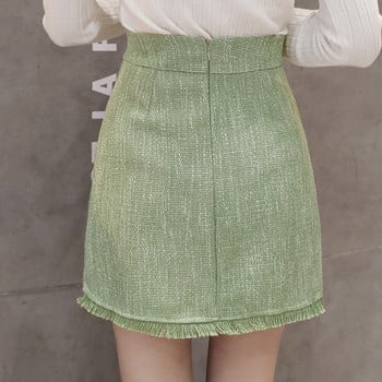 Μοντέρνα κοντή γυναικεία φούστα με κουμπιά σε μπλε, πράσινο και μπεζ χρώμα