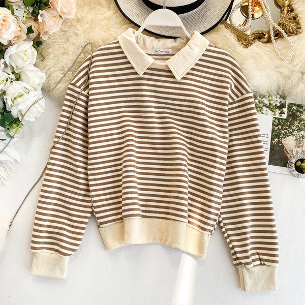 Pulover de dama modern in dungi cu guler in mai multe culori