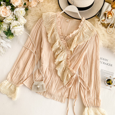 Модерна дамска риза с шпиц деколте и дантела в два цвята