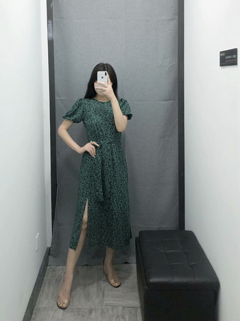 Μακρύ γυναικείο πράσινο φόρεμα με δεσμούς μέσης και πλάγια σχισμή